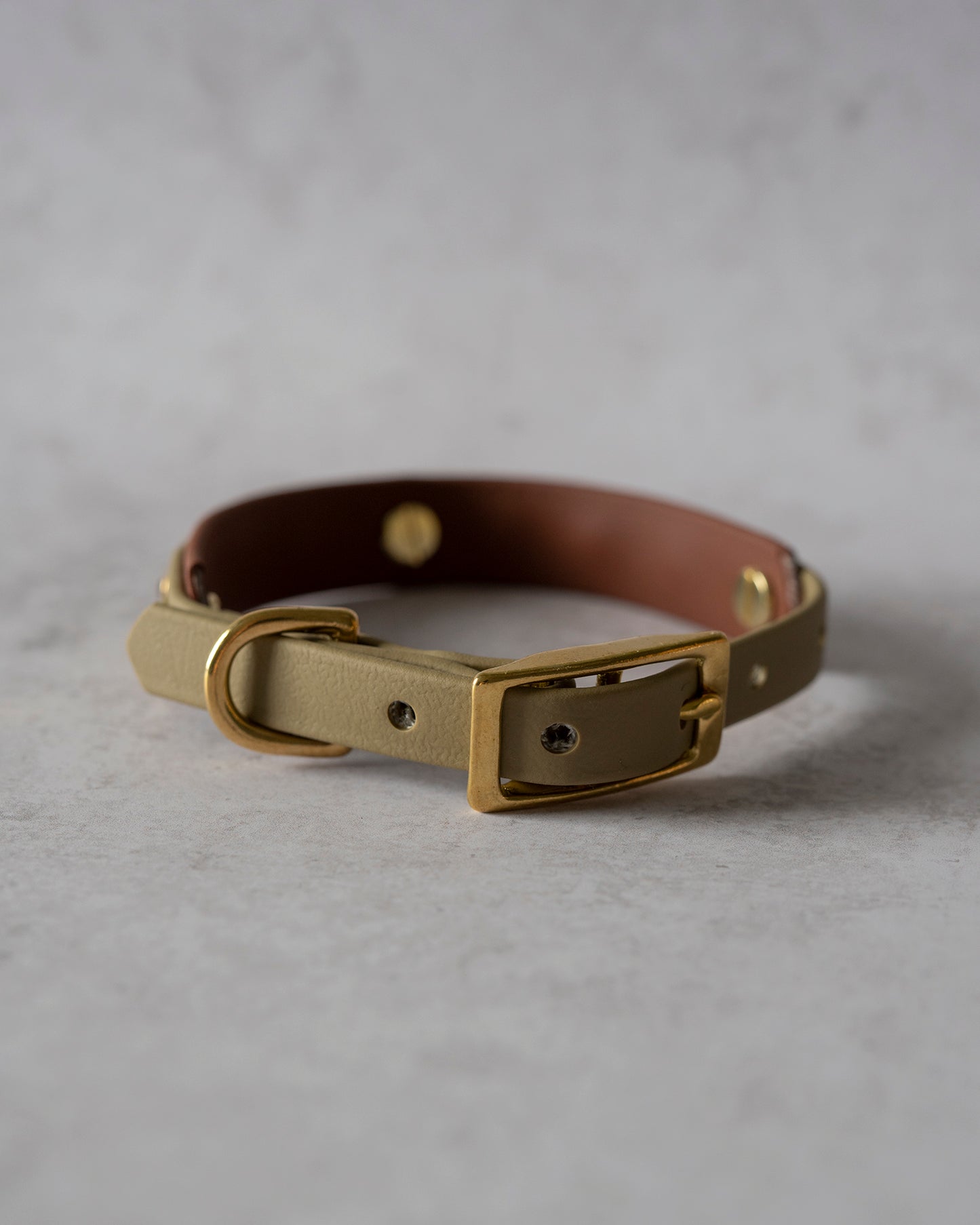 Layered mini collar