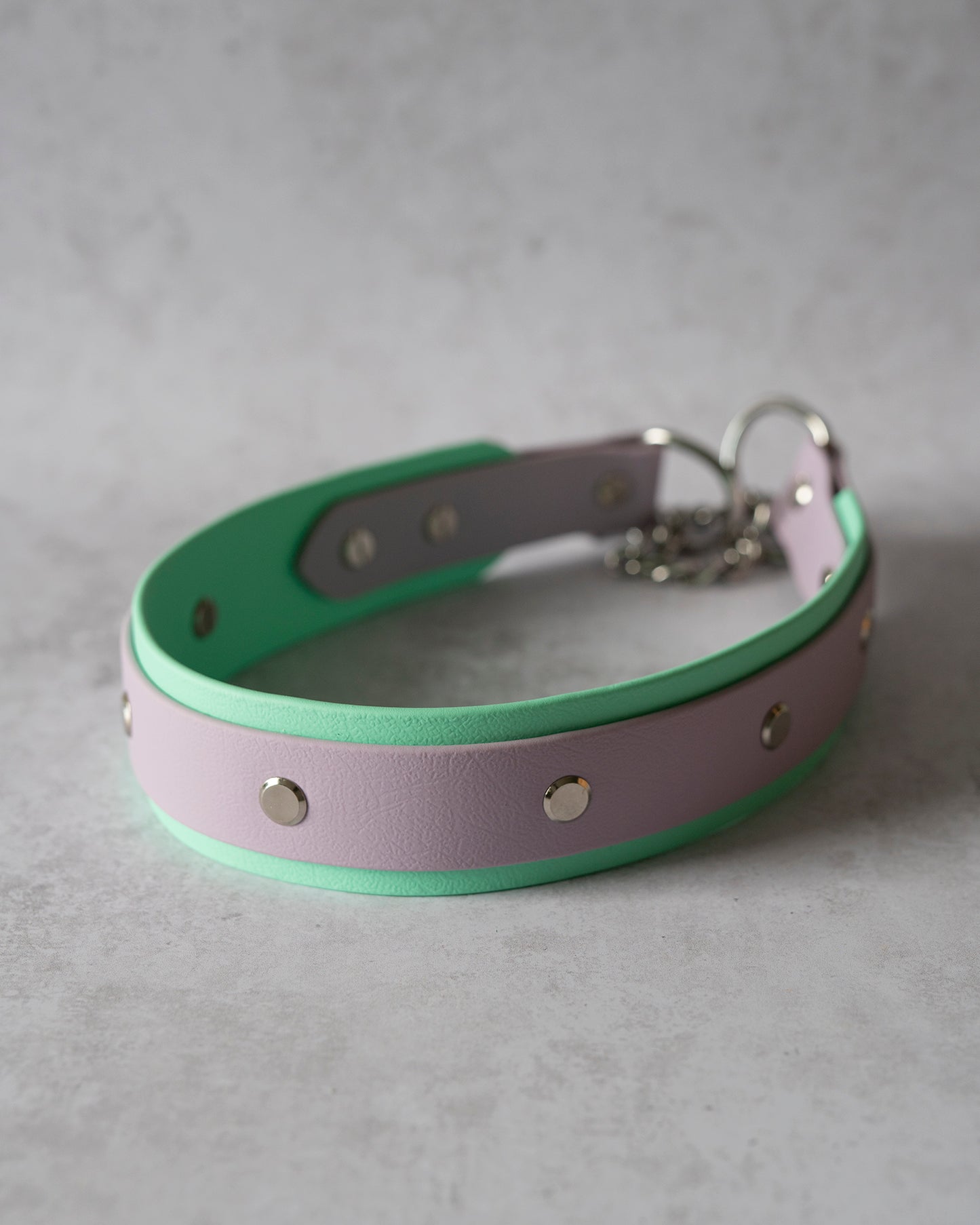 layered collar-chain