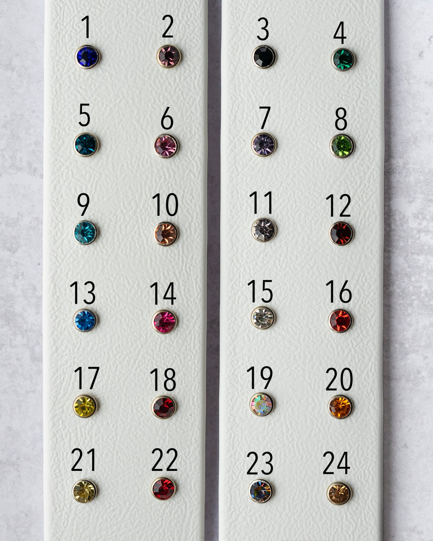 Layered gemstone collar