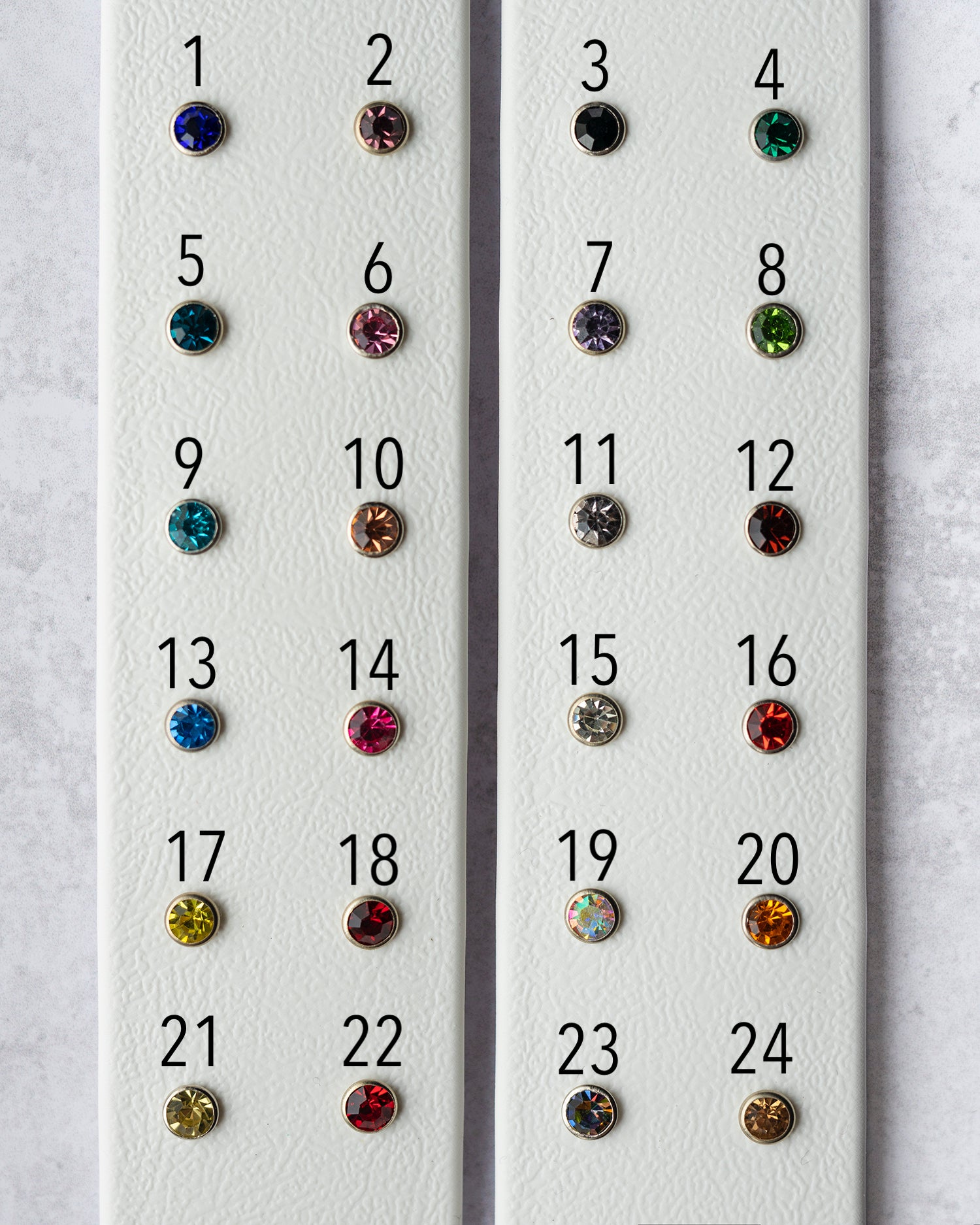 Layered gemstone collar